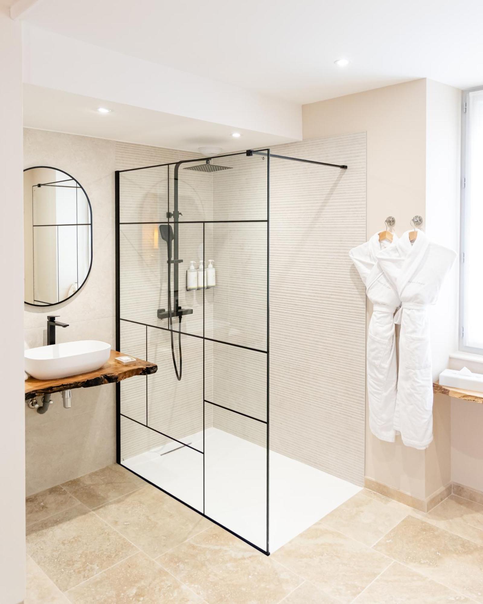 Maison Doucet - Relais & Chateaux Charolles Bagian luar foto