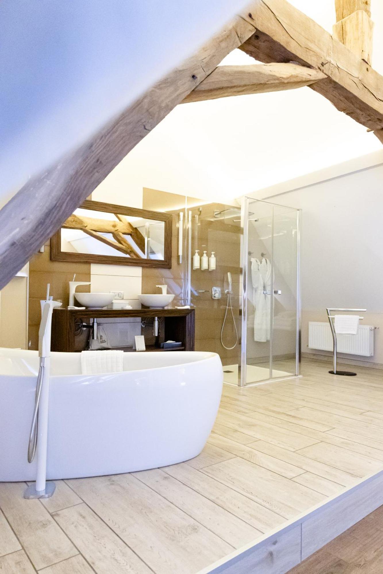 Maison Doucet - Relais & Chateaux Charolles Bagian luar foto