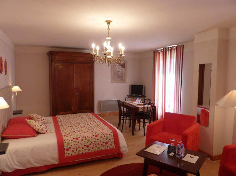 Maison Doucet - Relais & Chateaux Charolles Bagian luar foto